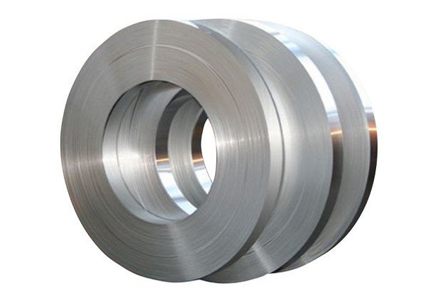 Штрипс (от анг. слова «strip», «лента») – это тонкая металлическая полоса, толщиной максимум в 4 мм, изготовленная из низколегированной или низкоуглеродистой стали.